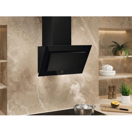 HOTTE LFV326K 600M3 60CM INCLIN&Eacute;E NOIR C ELECTROLUX